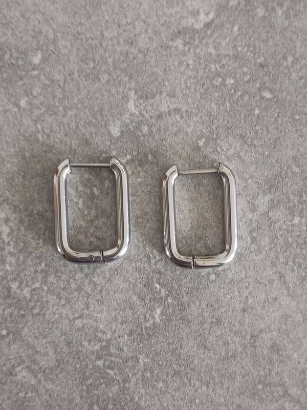 Créoles argentées rectangle