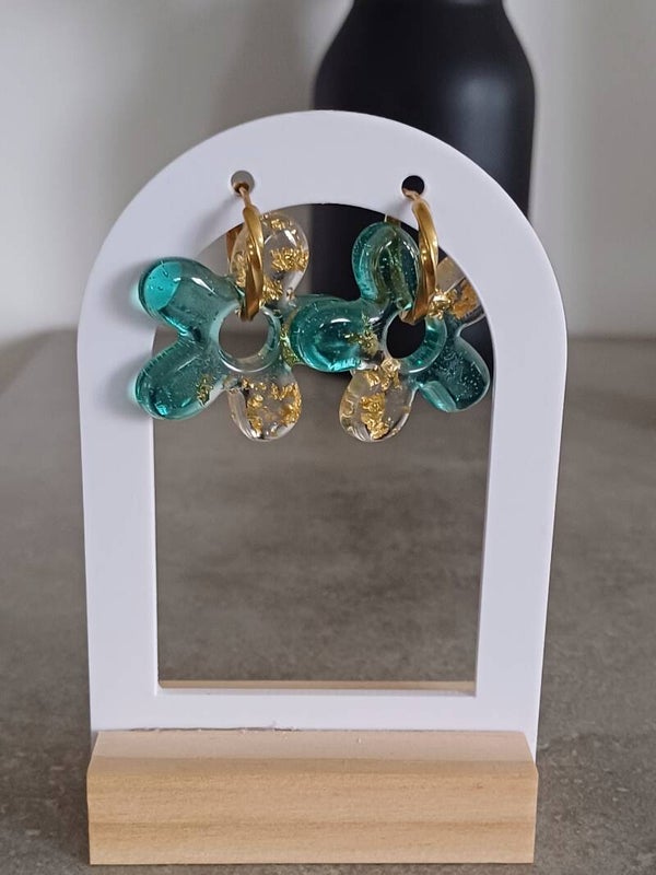 Bleu turquoise et feuilles d'or