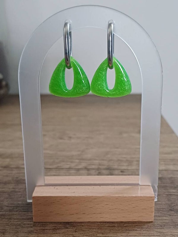 Triangles verts opaques