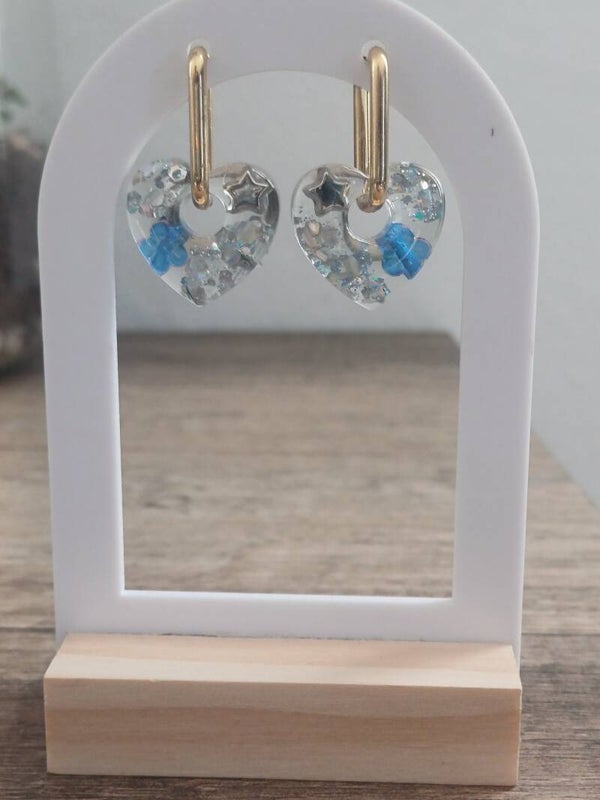 Cœurs fleurs et paillettes argentées