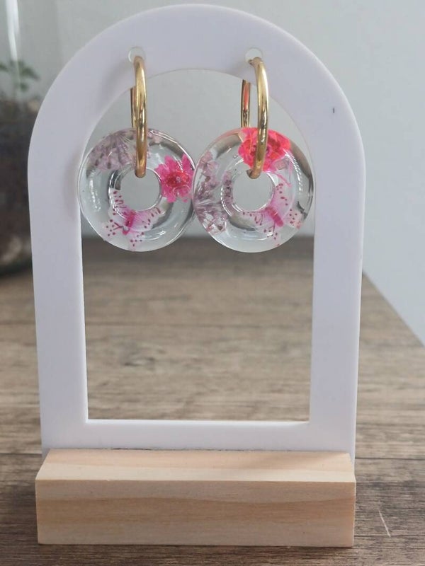 Donut avec fleurs et papillon rose/violet