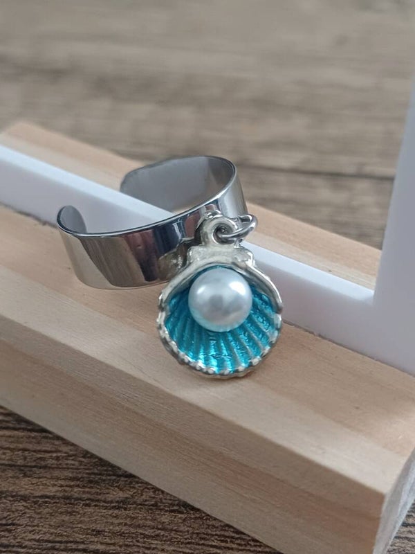 Bague argentée coquillage