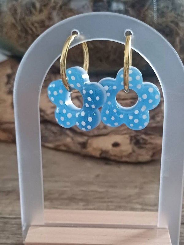 Fleurs 5 pétales bleues à pois blancs