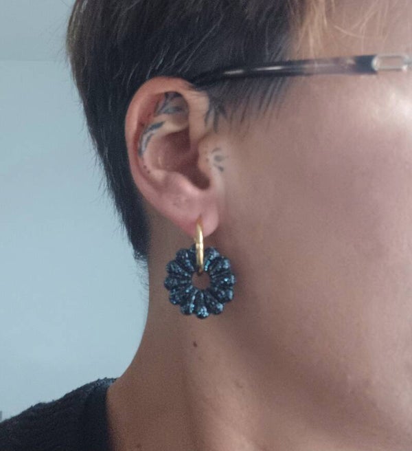 Margot noires avec paillettes blanches et bleues