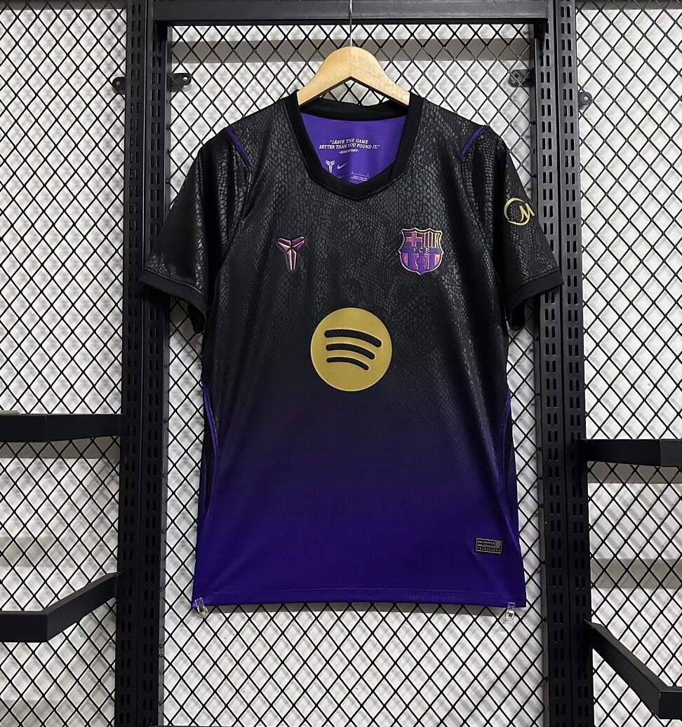 Barcelona Uit 26/27