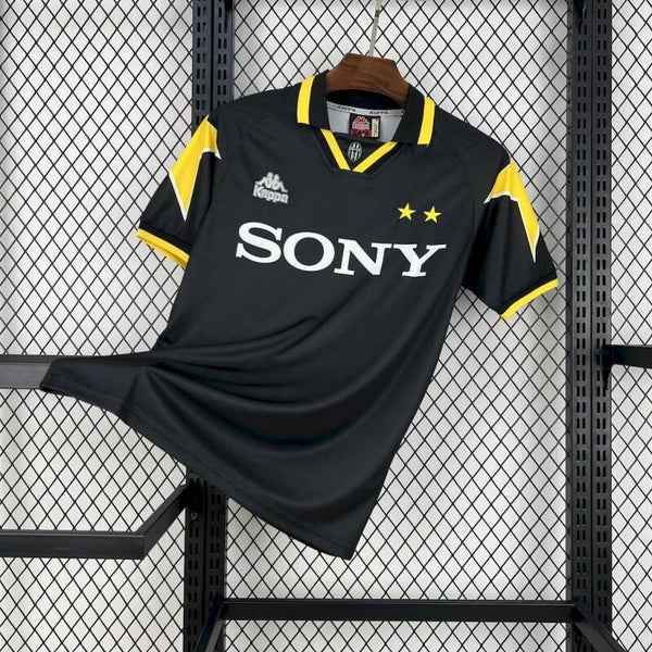 Juventus 3de shirt Retro 1996/1997