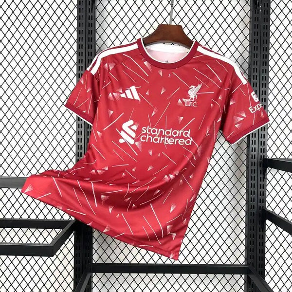 Liverpool Thuis 26/27
