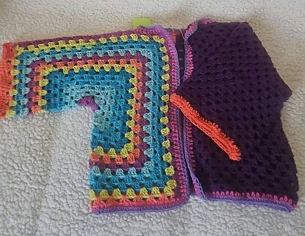 Veste octogone colorée 4/6 ans