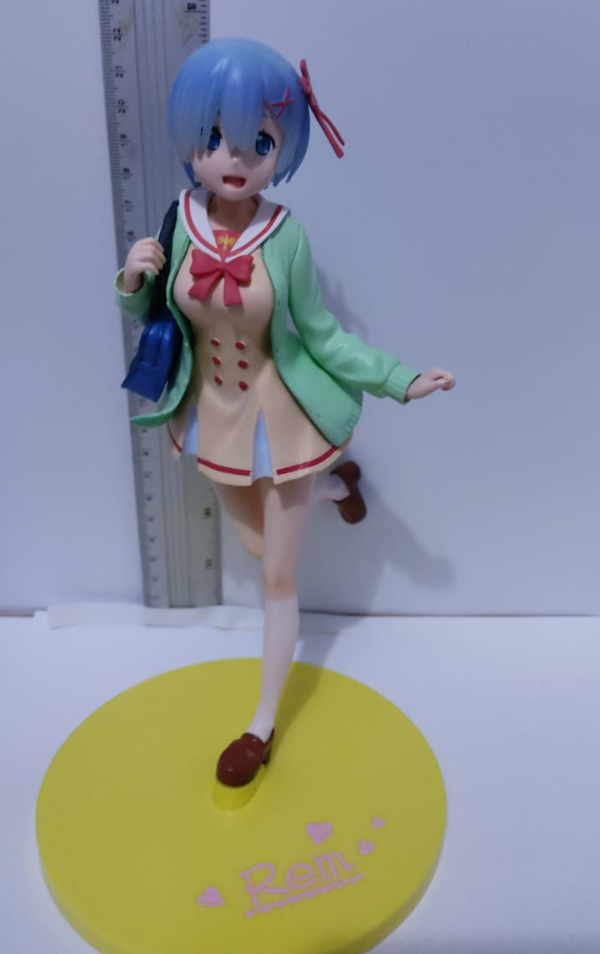 Figura de Rem de Re zero Ver Student