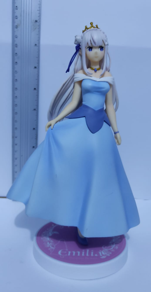 Figura Emilia cenicienta re zero