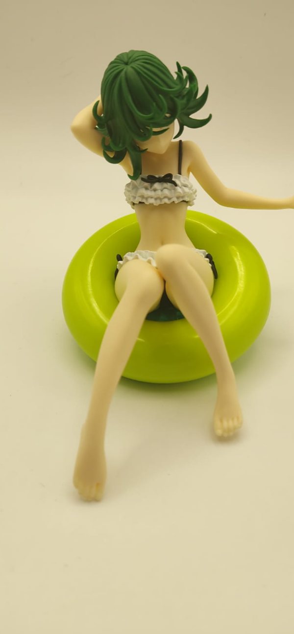 Tsumaki  one punch man traje de baño