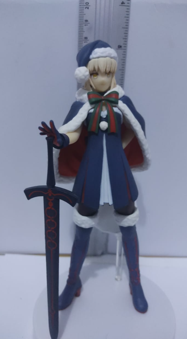 Figura de Saber navideña Fate stay night