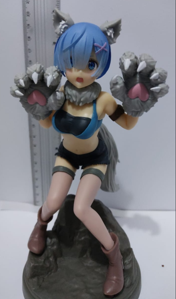 Figura de Rem de Re zero ver Wolf monster