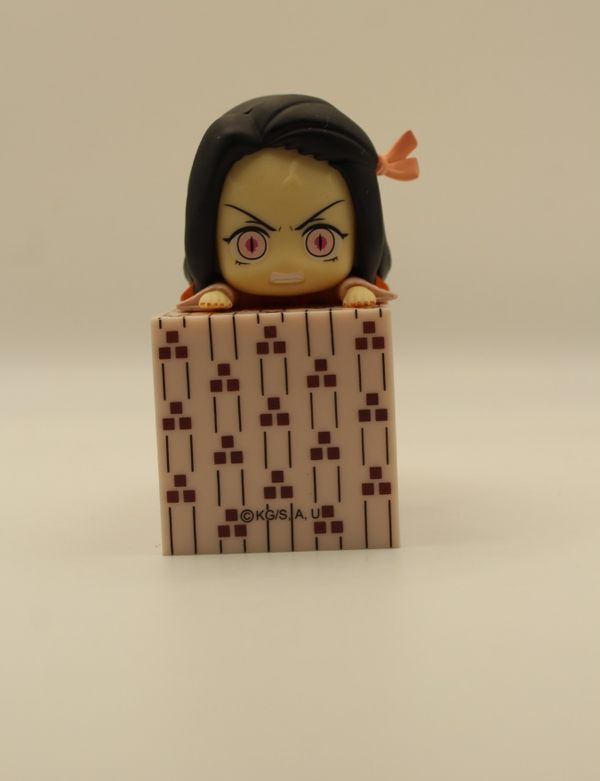 Figura Nezuko Chibi Kimetsu no yaiba