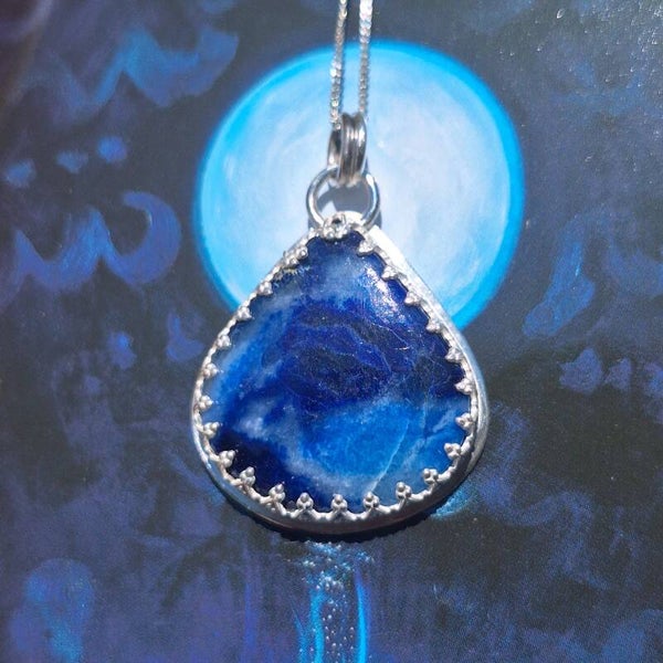 Pendentif en afghanite avec découpe requin baleine