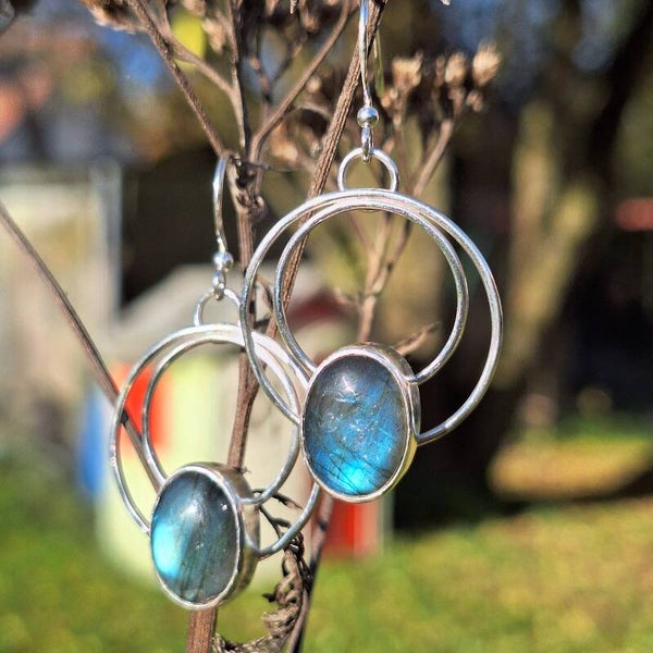 Boucles d'oreilles serties - labradorite
