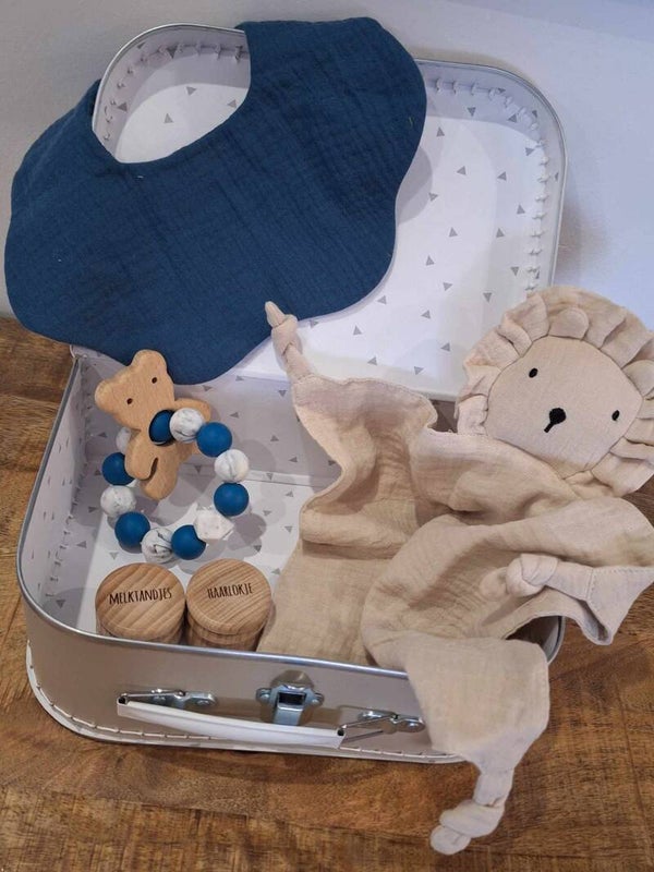 Koffertje met naam , zandkleur