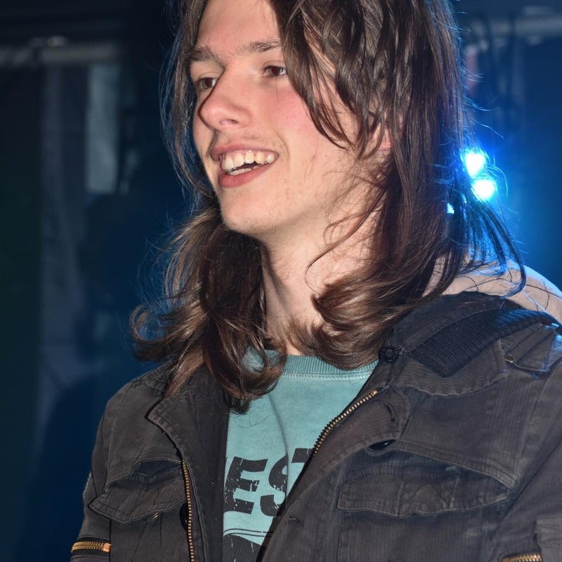 queerparty432308.jpg