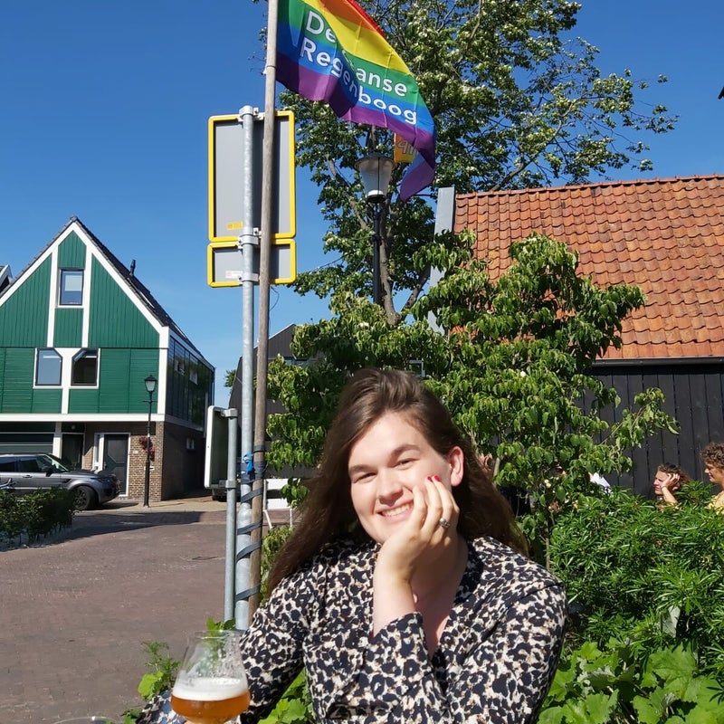 20200620ZaanseRegenboogVlaggenDag19.jpg