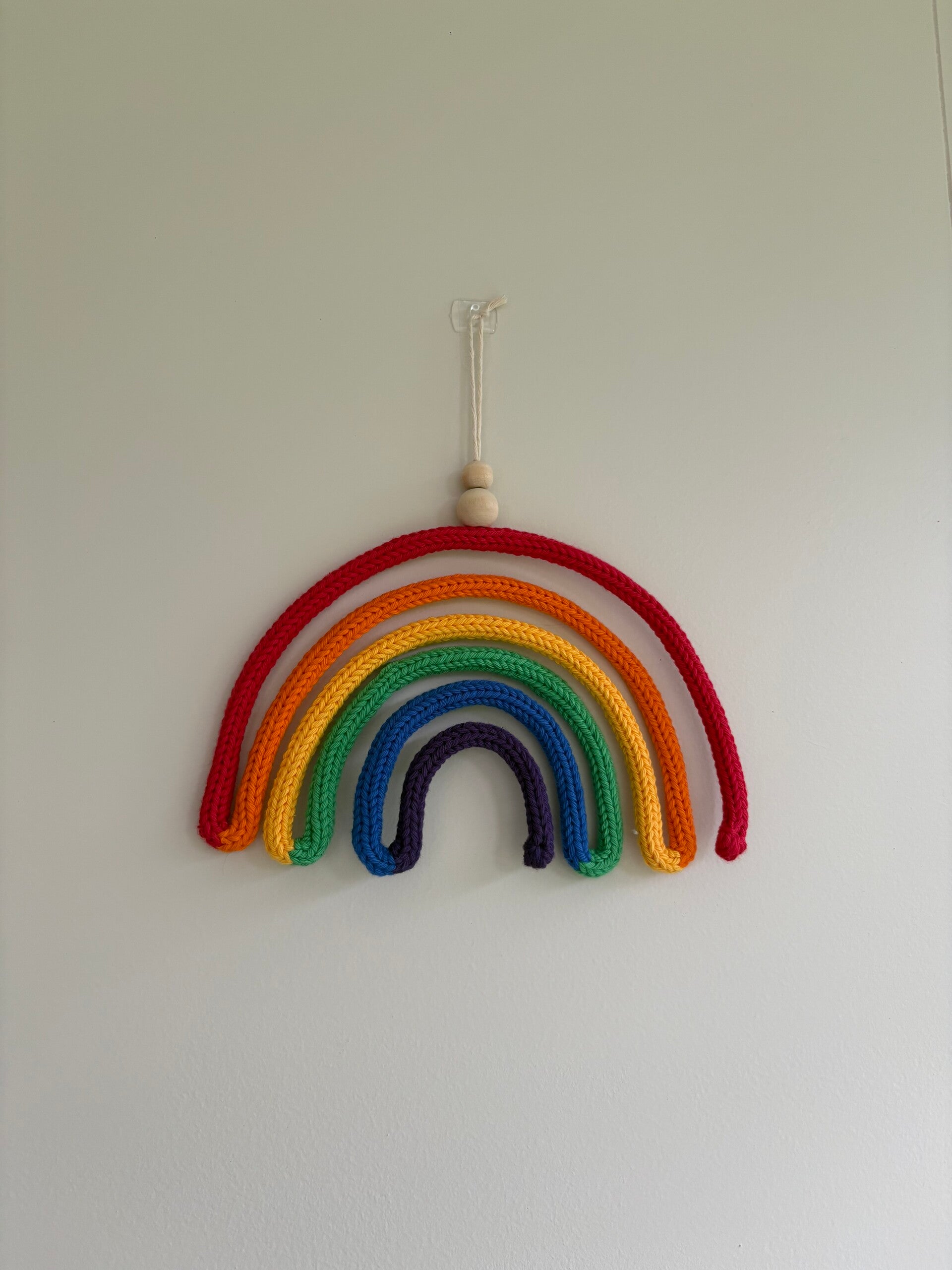 Handgemaakte Punnik Regenboog – Pride Decoratie & Muurdecoratie