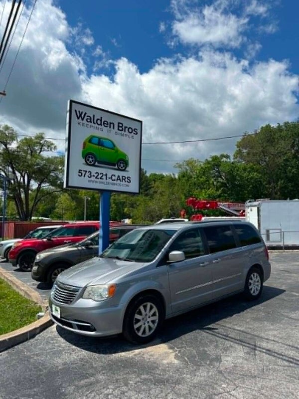 2014  Chrysler Town & Country Touring