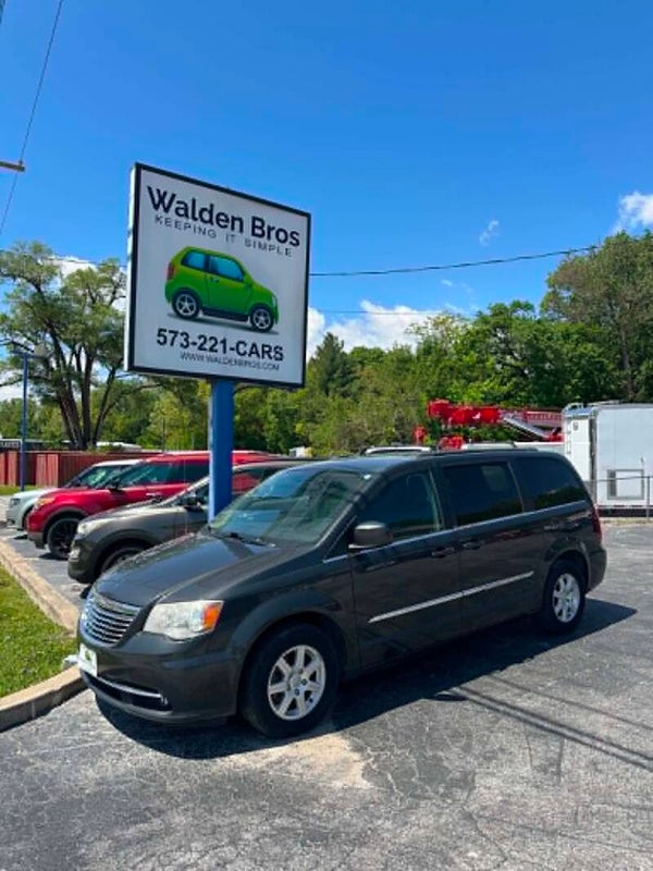 2012 Chrysler Town & Country Touring