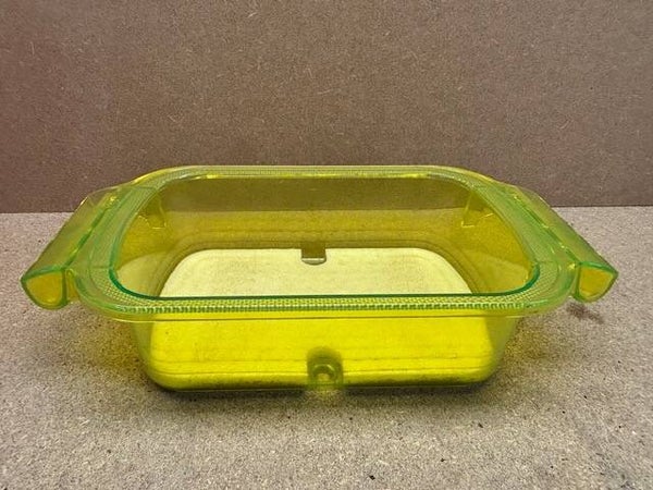 Tray 16