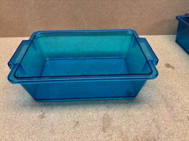 Tray 8