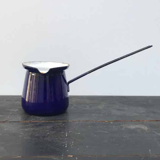 Schenkkannetje helblauw emaille