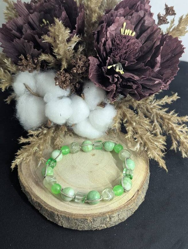 Armband Grün und Weiß mit Cubes