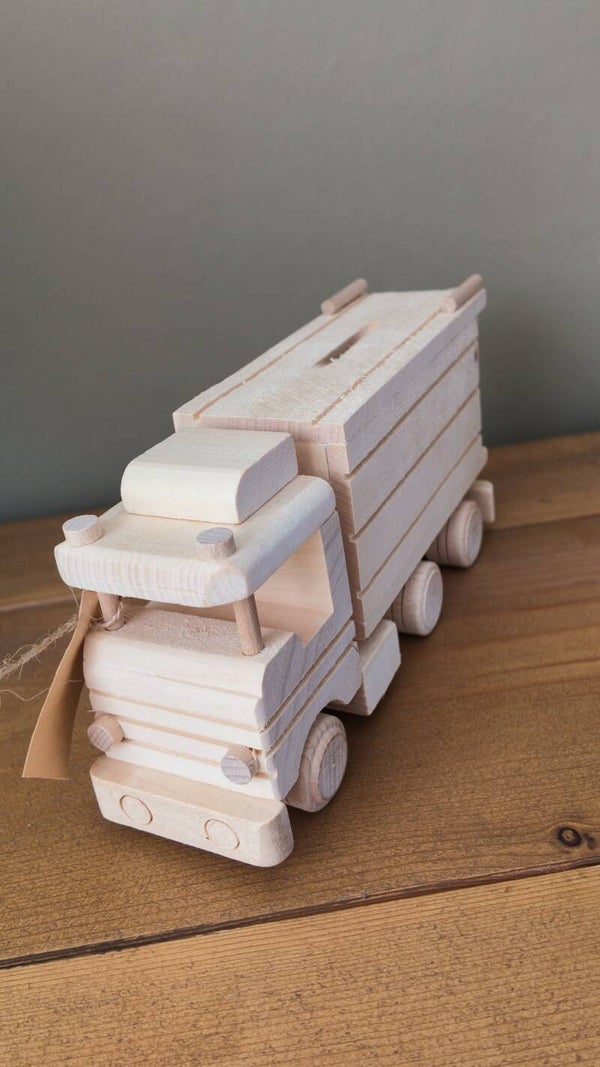Houten vrachtwagen - spaarpot