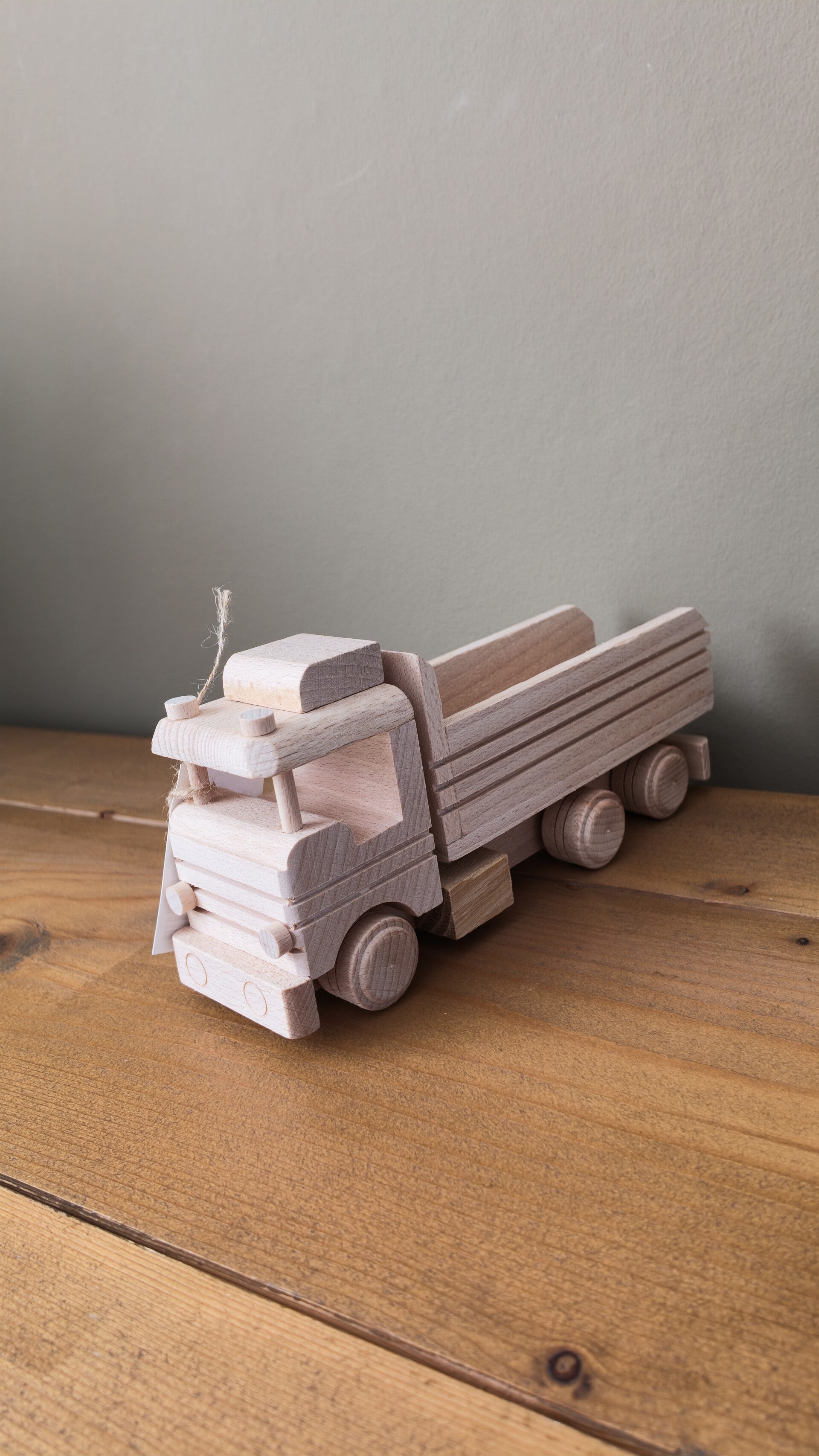 Houten vrachtwagen