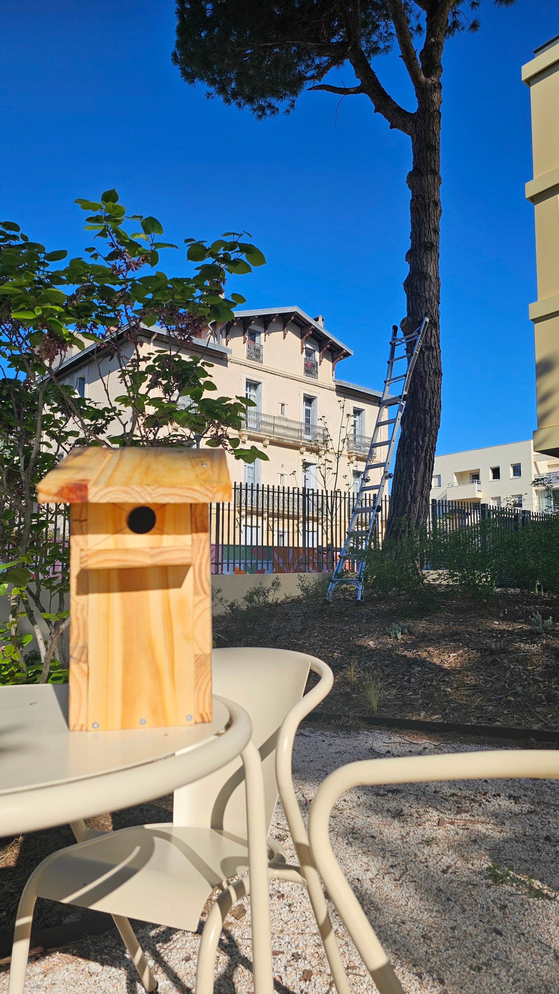 Hotel Bikube Montpellier - Nichoir à mésanges 