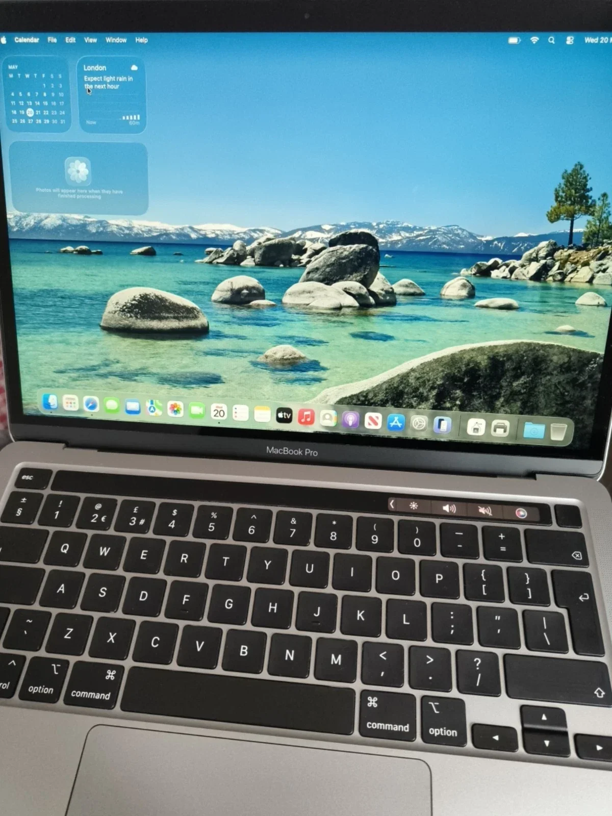 Apple MacBook Pro 13-inch Laptop 2020 M1 Chip, 8GB RAM, 256GB SSD