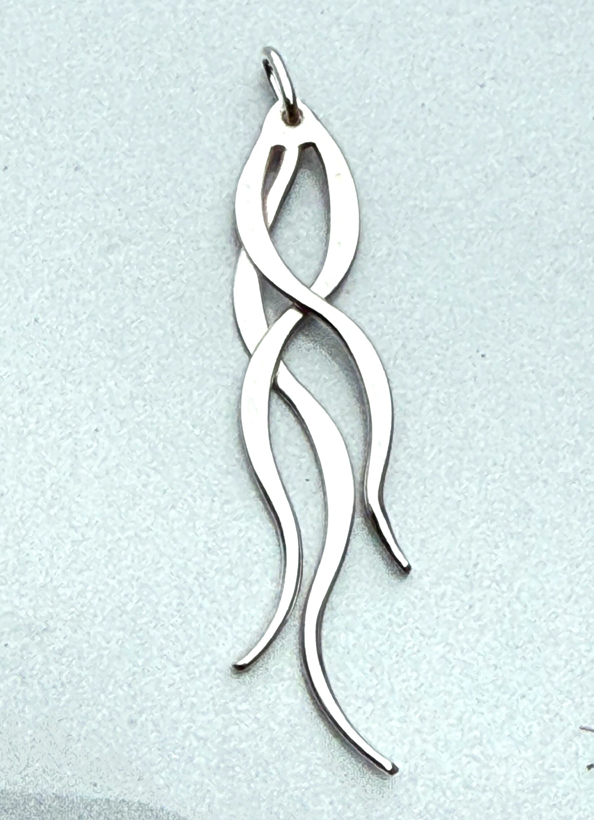 Tangled Pendant