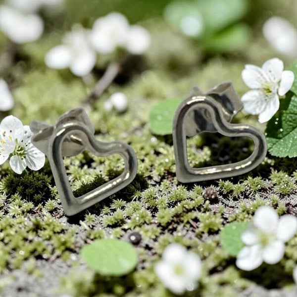 Heart Studs