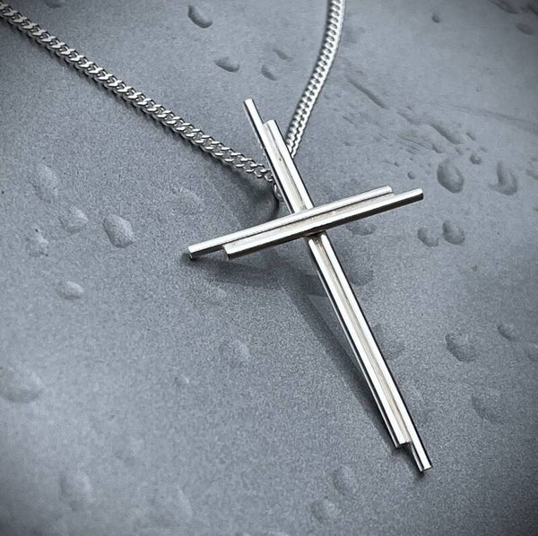 Uneven Cross