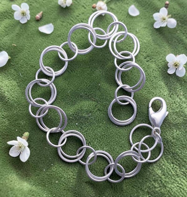 Interlocking Rings Bracelet