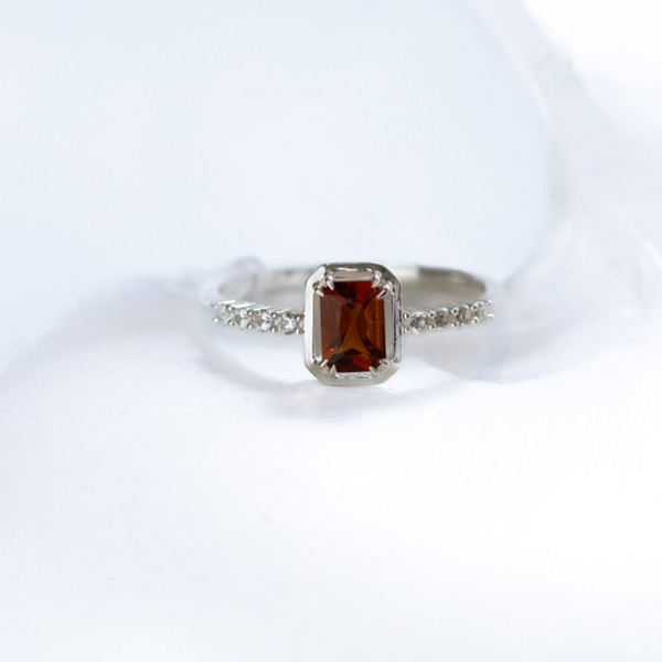 Silver Garnet