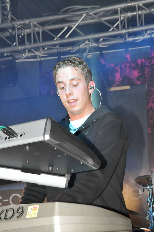 fp2_1707-standard.jpg