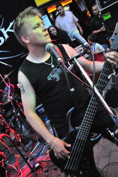 fp2_3525-standard.jpg