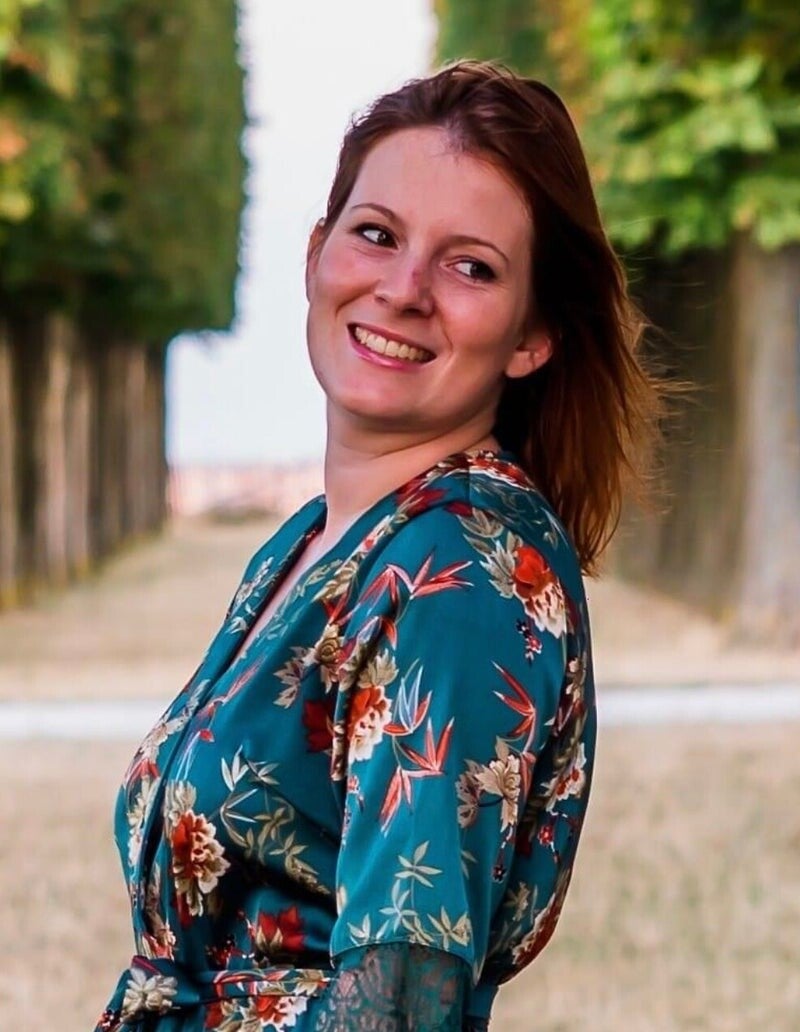 Pauline bellin Formatrice Hypno-magnétisme Hypnose Deciron