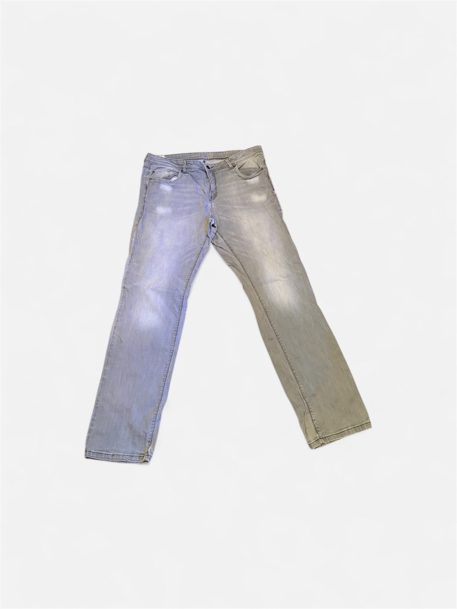 JEAN THE STRAIGHT