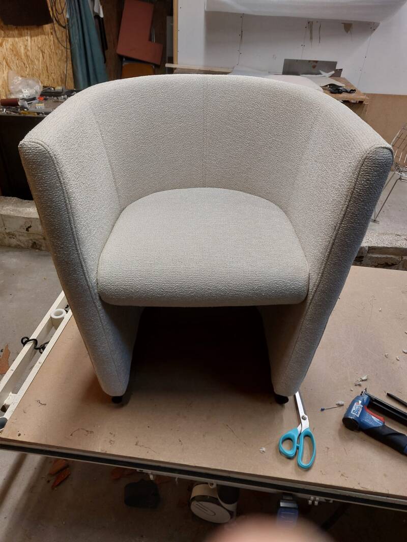 after-blauwe-fauteuil-standard.jpg