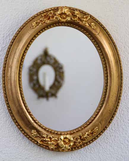 kleiner ovaler Spiegel um 1900