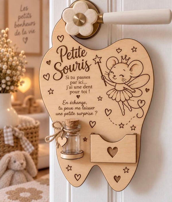 Porte de la Petite Souris en bois – Support à dent & petite surprise