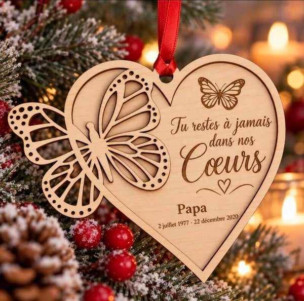 Cœur souvenir personnalisé en bois avec papillon