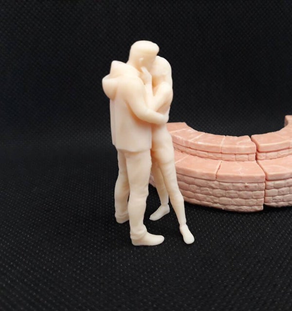 K072 Pärchen küssend