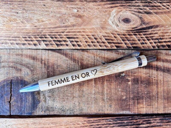 Stylo "Femme en or"