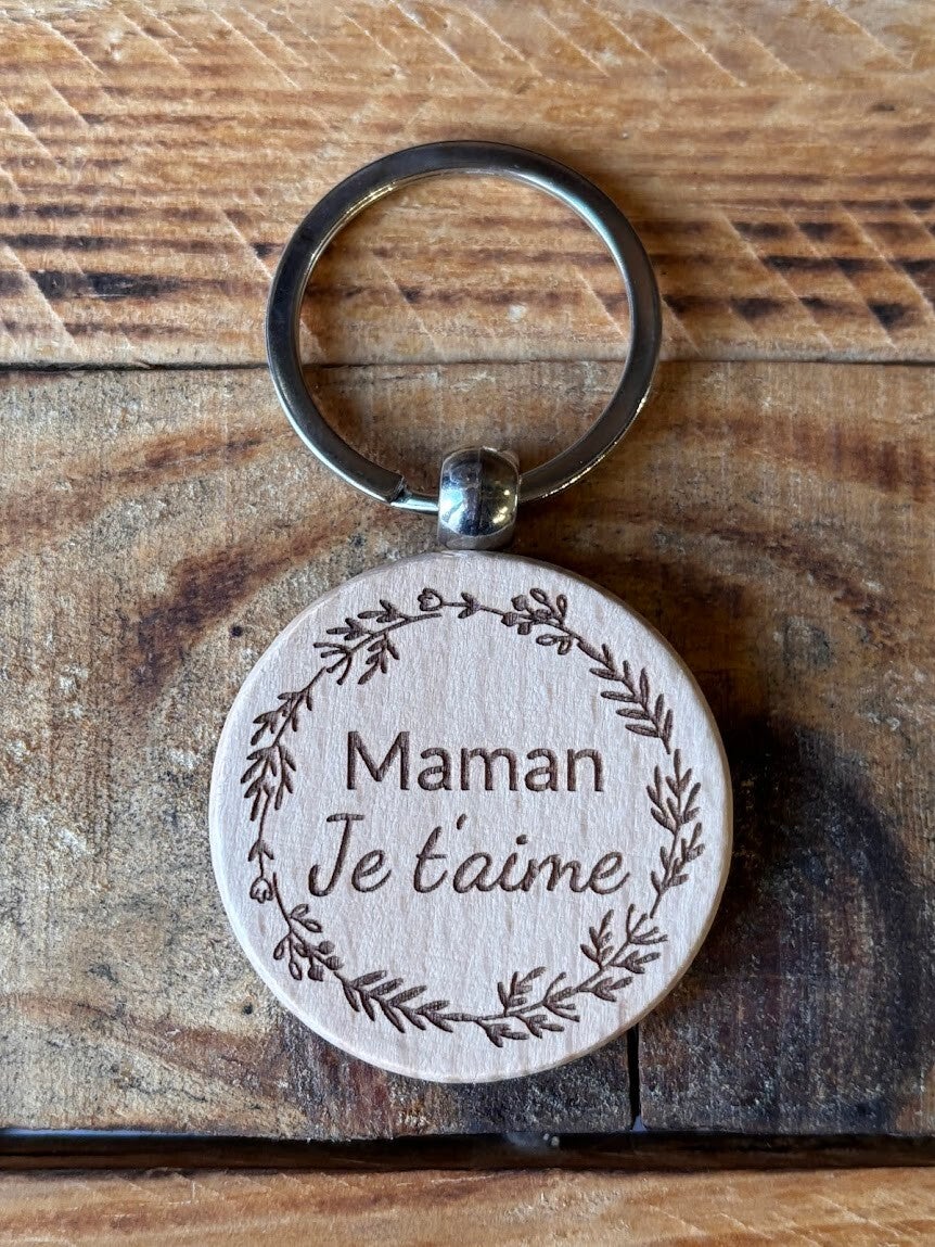 Porte-clés rond en bois de hêtre brut "Maman je t'aime"